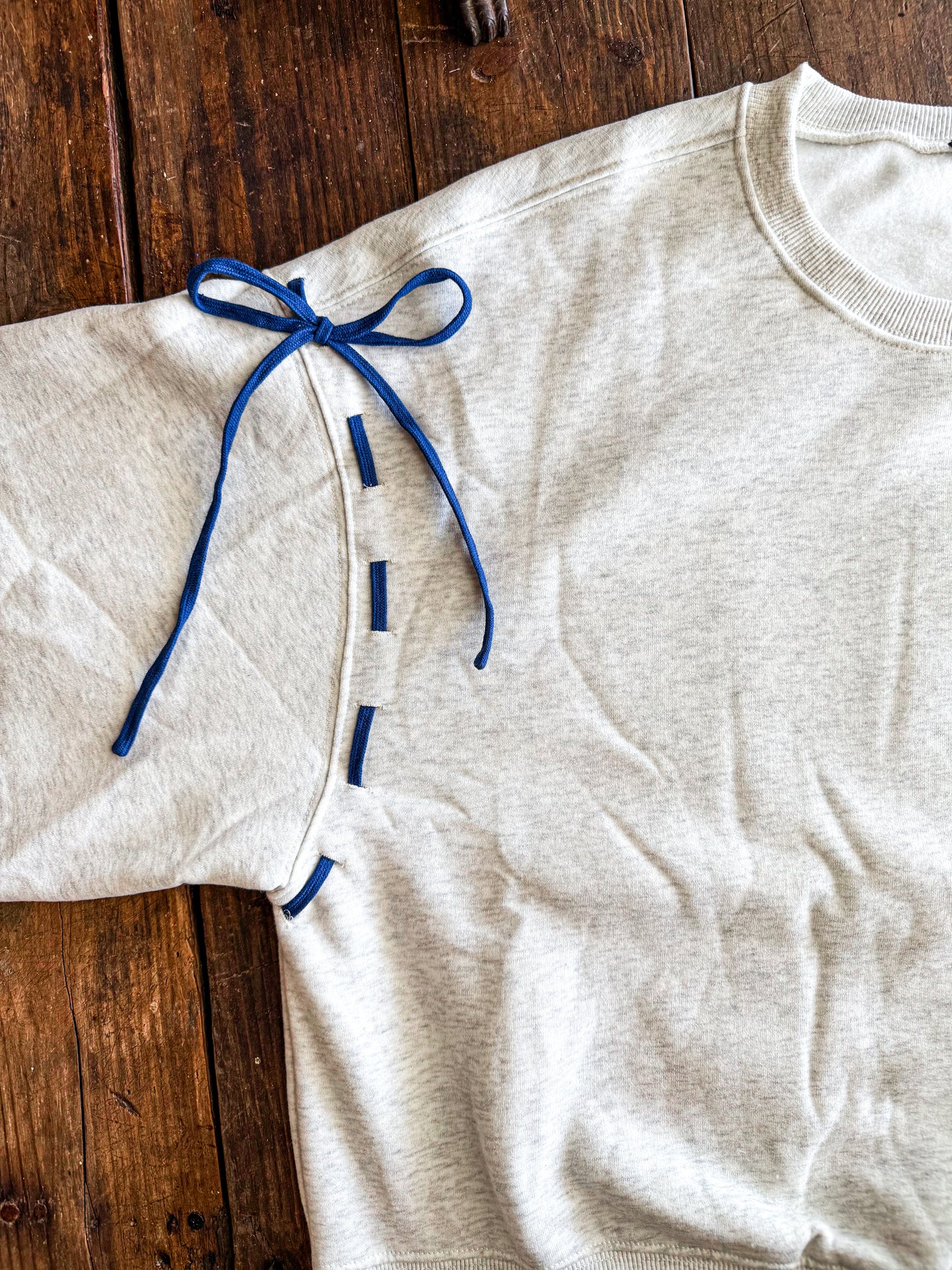 The Ribbon Edit Pullover | Royal Blue