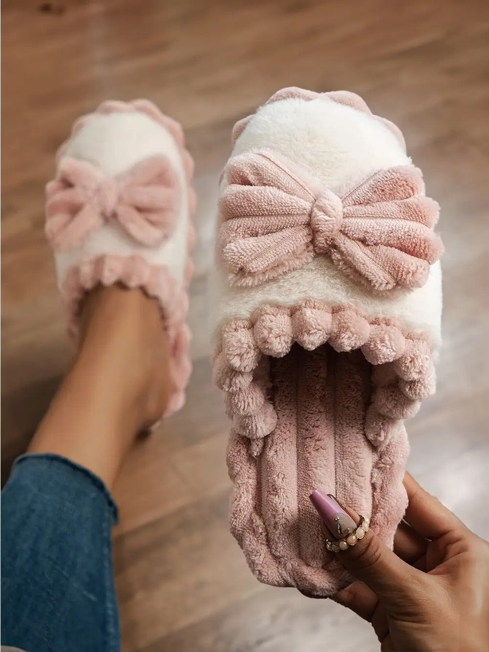 Mauvy Bow Slippers